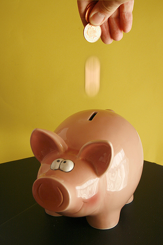 bank-piggy_by_Alan-cleaver