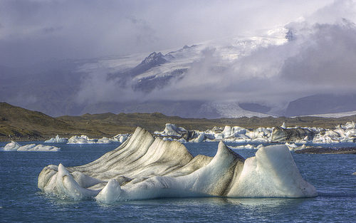Iceberg: Dua breakaway complete
